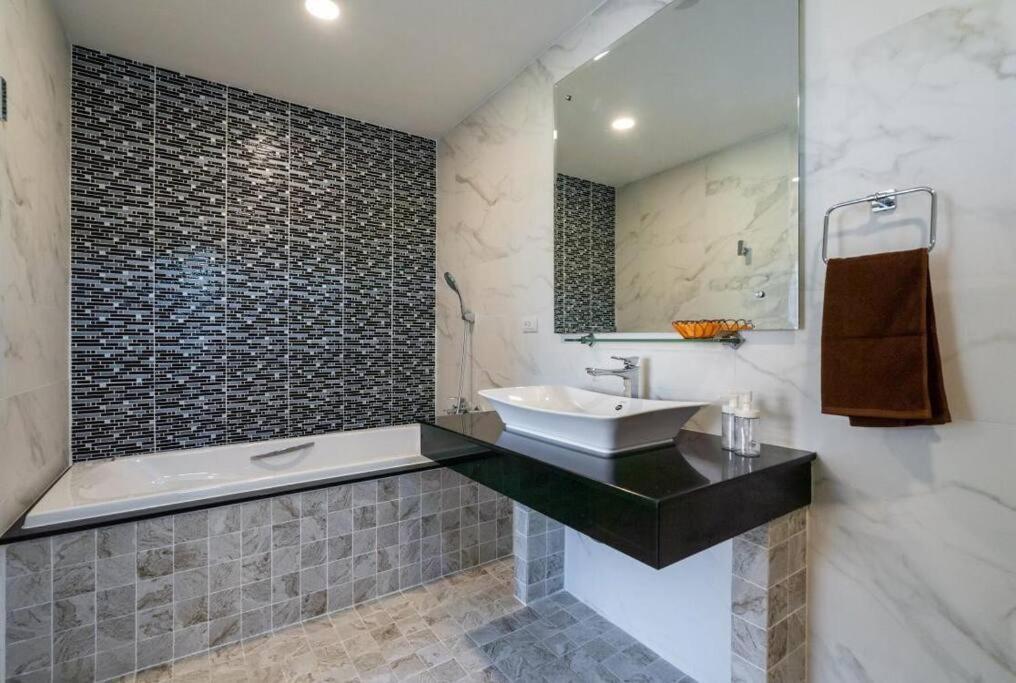 Pure Bliss Luxe 3br Pool Your Ultimate Tropical Getaway V29 V74 Vila *